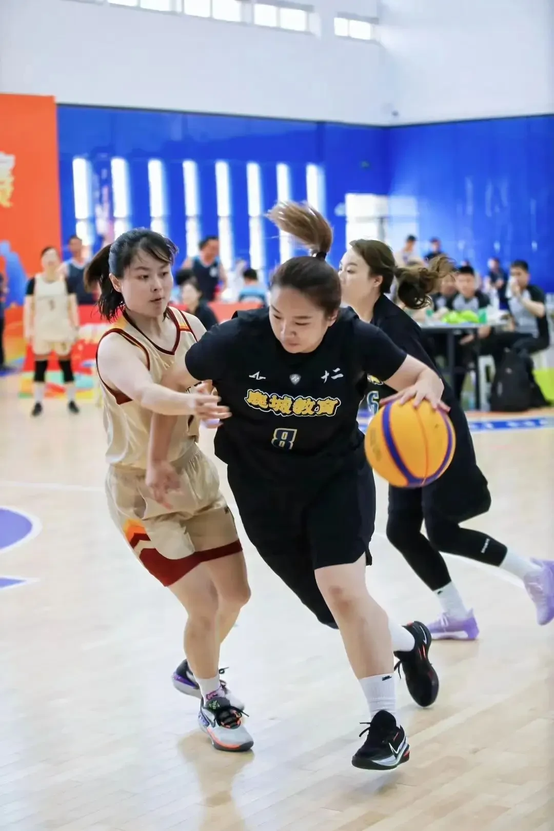 如何通过力量训练改善篮球运动员的速度和敏捷性?_2